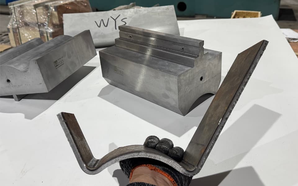 Custom TRUMPF Type Radius Forming Tool for 10 mm Thick Plate – Multi-Radius One-Step Forming - 3