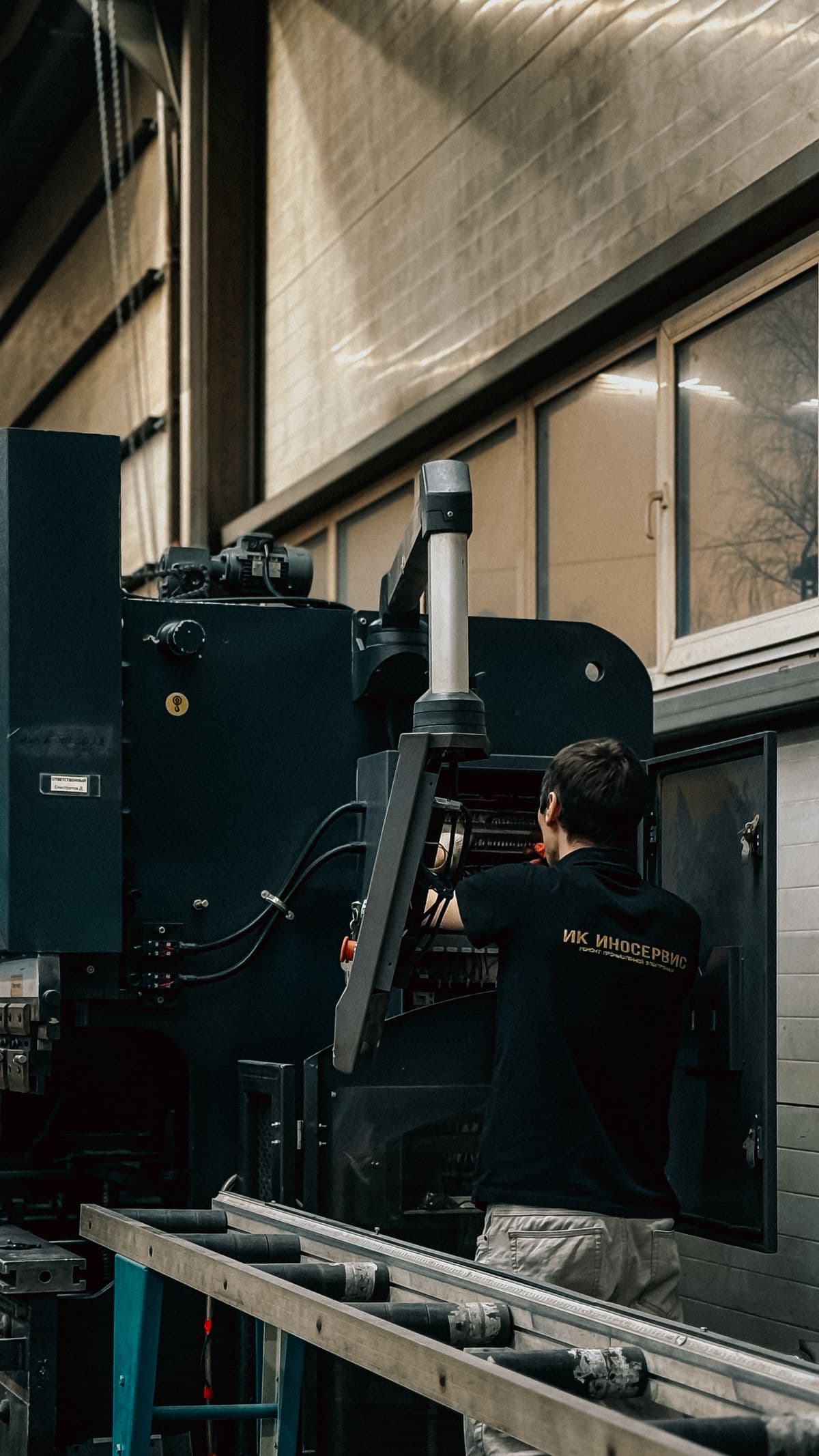 Extending Press Brake Tool Life: Maintenance Best Practices